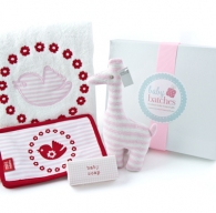 {focus_keyword} Baby hampers with gorgeous Rhubarb towels birdie bathtime